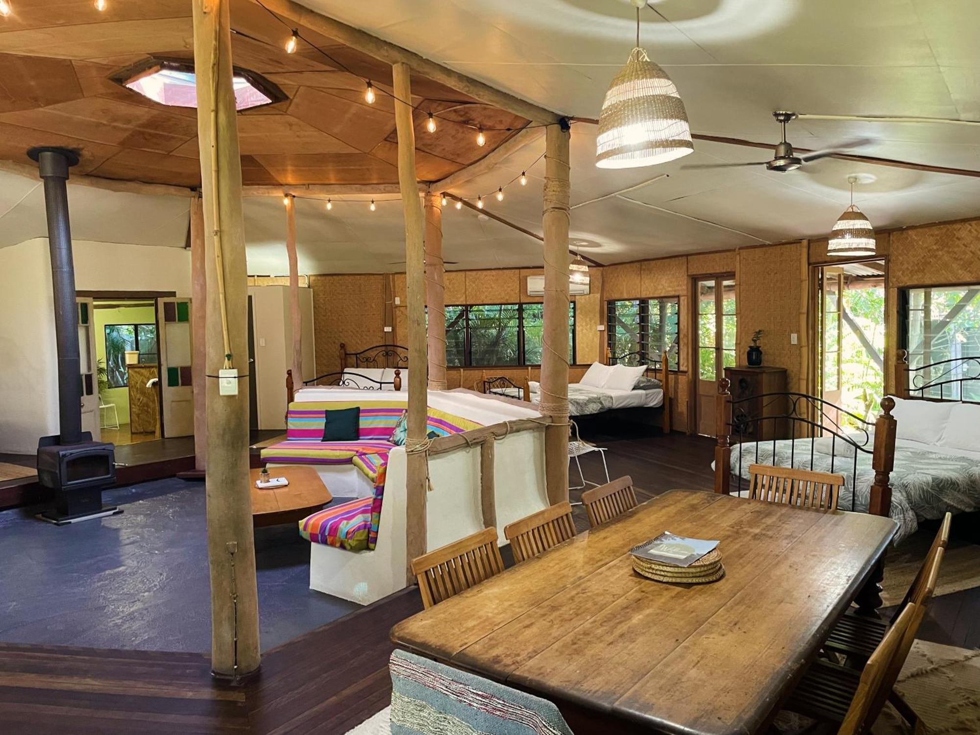 Getaways At Byfield Villa Екстериор снимка