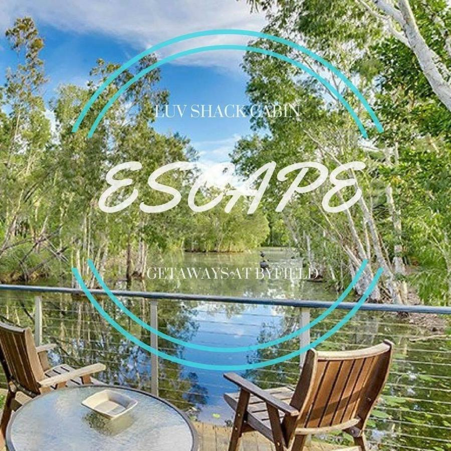 Getaways At Byfield Villa Екстериор снимка